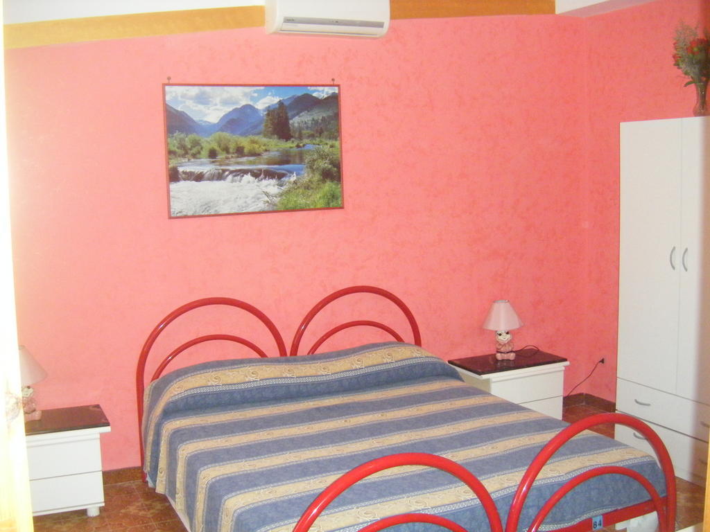 Villa Robinia Massafra Δωμάτιο φωτογραφία